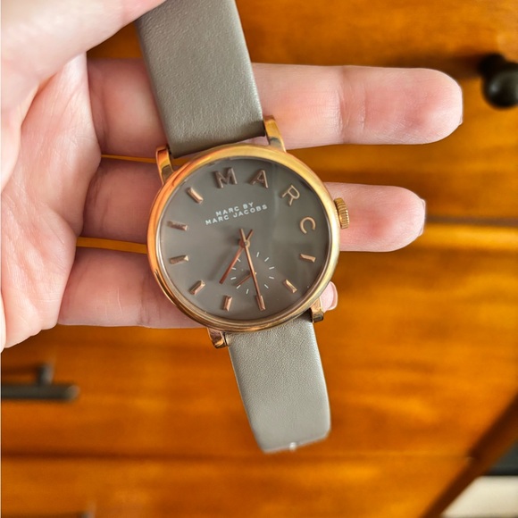 Marc by Marc Jacobs Rose Gold and Grey Leather Watch - Picture 5 of 7